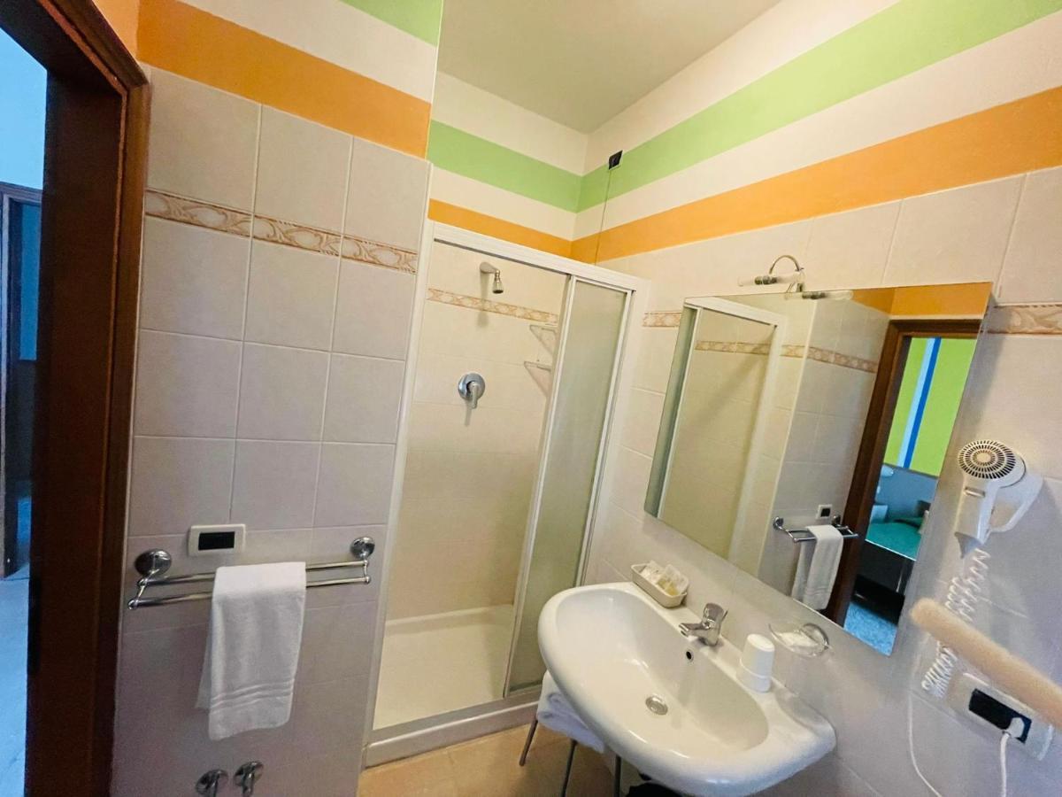 Hotel Azzurra Salsomaggiore Terme Exterior foto