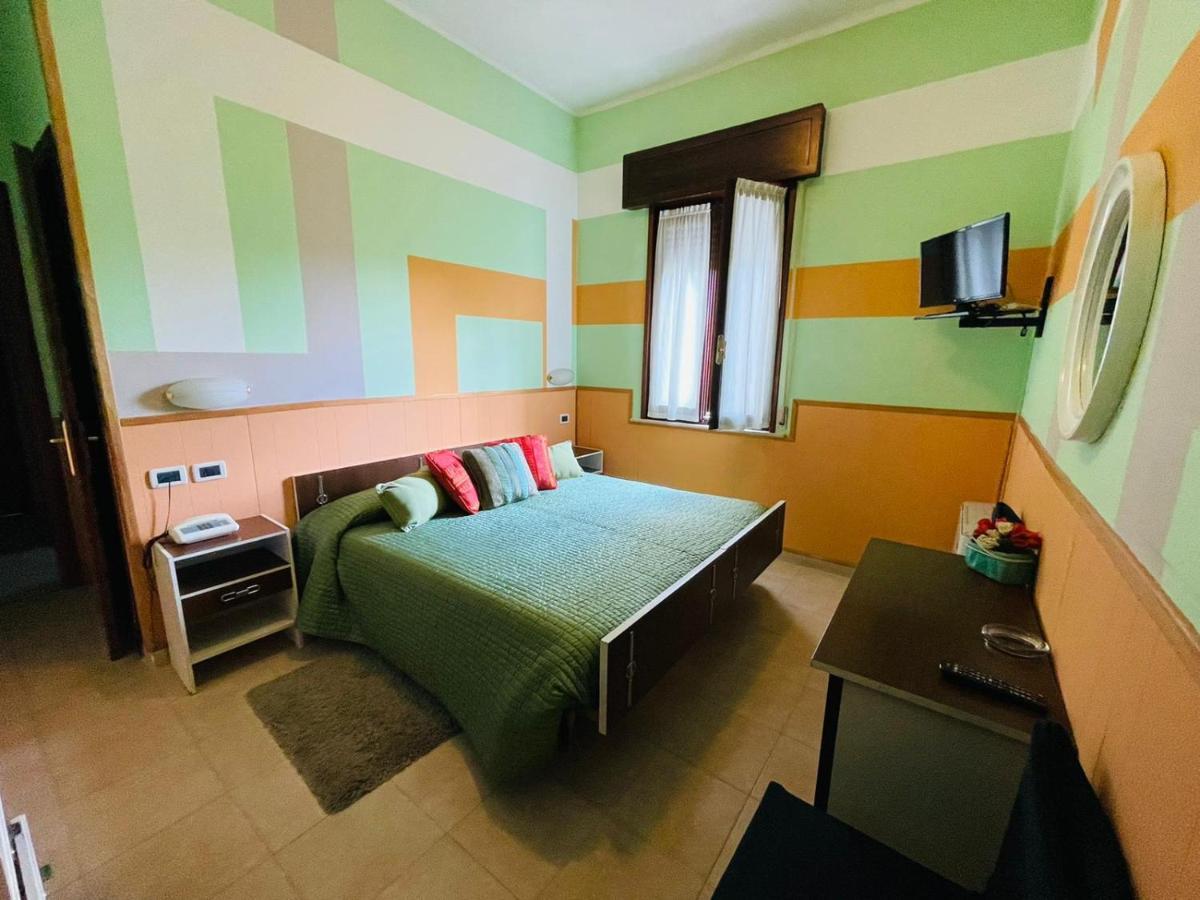 Hotel Azzurra Salsomaggiore Terme Exterior foto